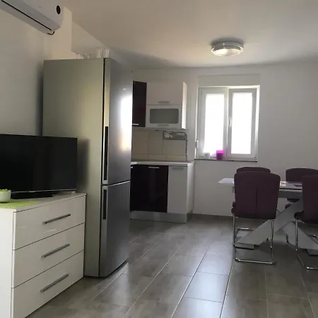 Sky&vista - Krk Apartman *